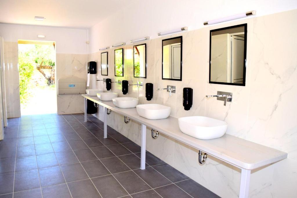 Camping & Bungalows Castle View Mystras Luaran gambar