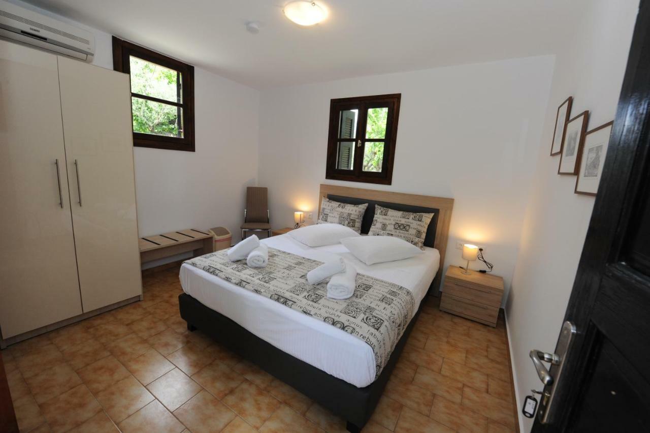 Camping & Bungalows Castle View Mystras Luaran gambar
